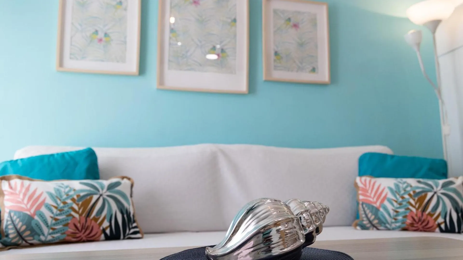 شقة Fantastico Piso 2 Habitaciones A 2 Min De La Playa فوينخيرولا إسبانيا