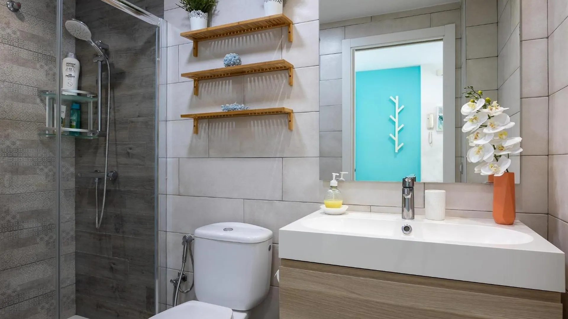 Fantastico Piso 2 Habitaciones A 2 Min De La Playa فوينخيرولا 0*,