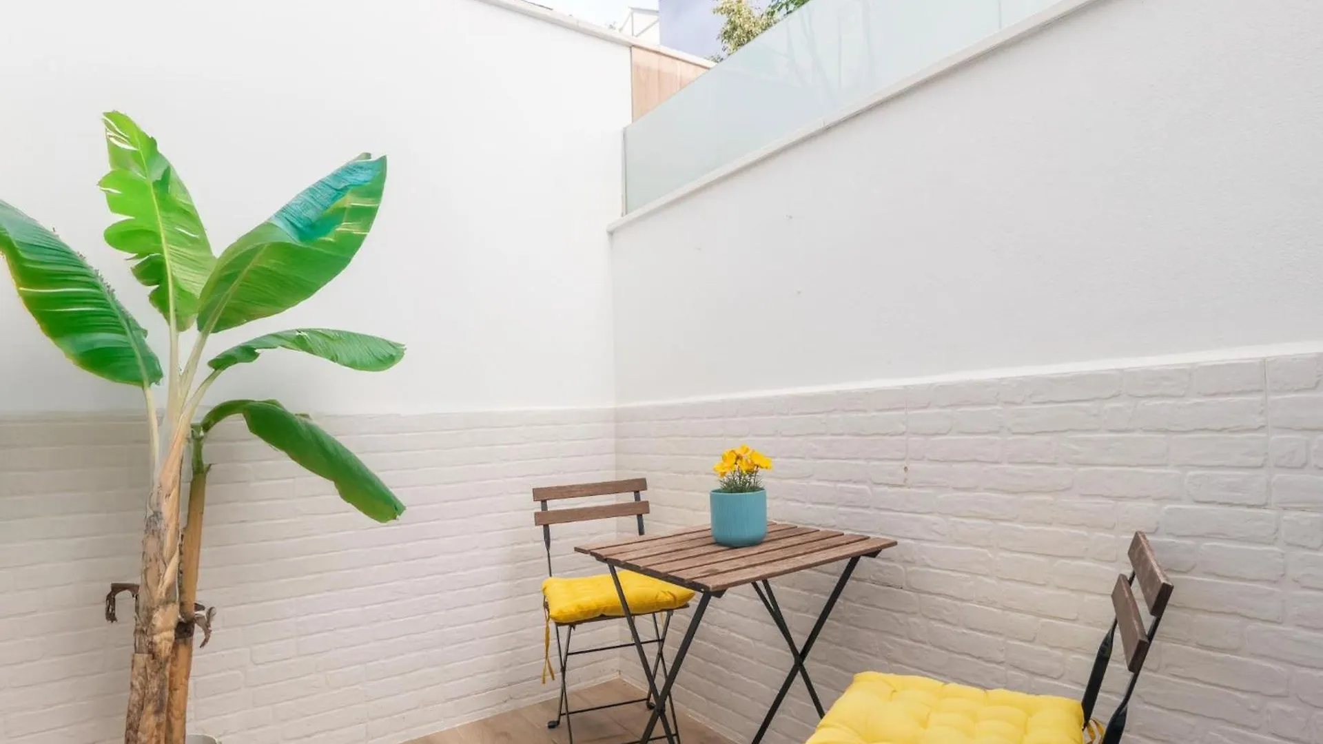 Fantastico Piso 2 Habitaciones A 2 Min De La Playa فوينخيرولا إسبانيا