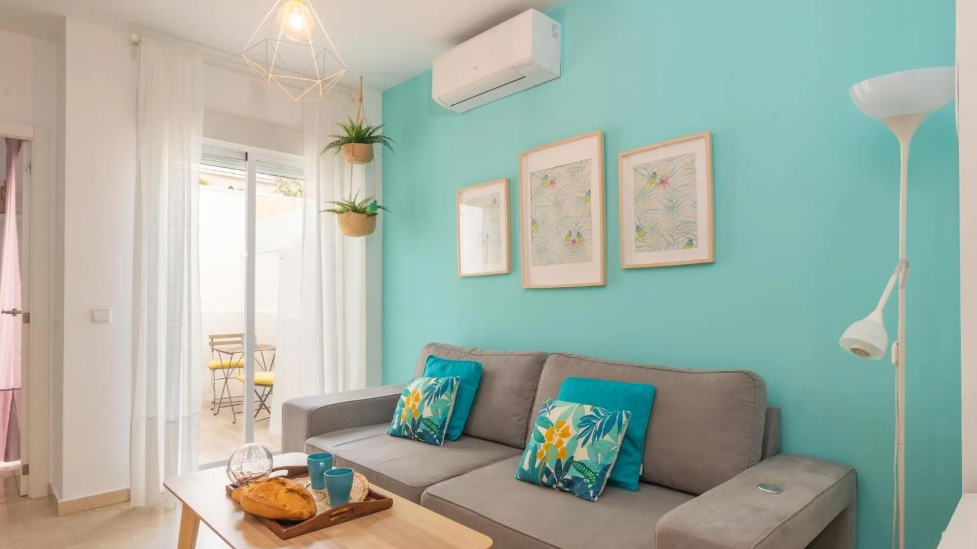 Fantastico Piso 2 Habitaciones A 2 Min De La Playa فوينخيرولا شقة